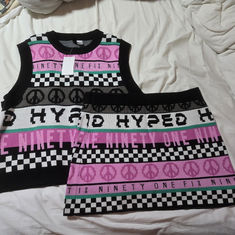 Hyped 91 H&M Divided Sweater Vest And Skirt
